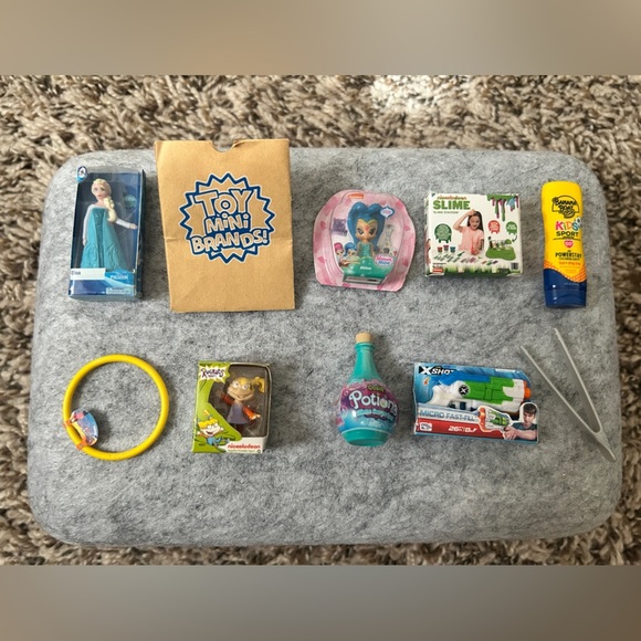 10-Piece Mini Brands Toy Lot – Disney, Food, and Collectible Minis – Brand New - Picture 4 of 4
